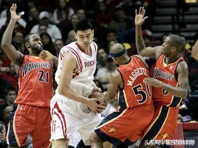 nba为什么用小球(为什么NBA近几年来的发展趋势都是“小球” ?)