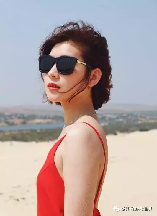 我看了上万篇口红投稿,发现这10支最显白!