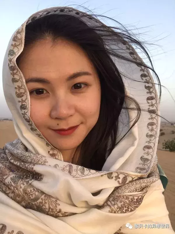 我看了上万篇口红投稿,发现这10支最显白!