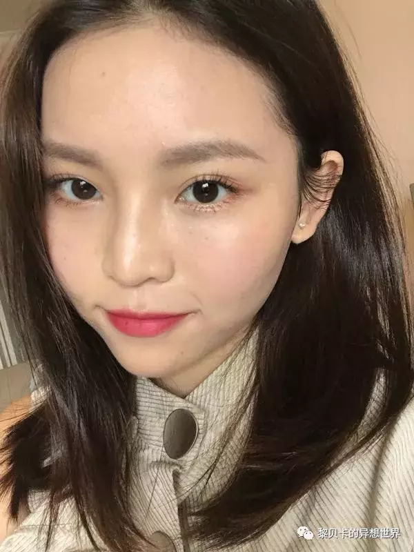我看了上万篇口红投稿,发现这10支最显白!