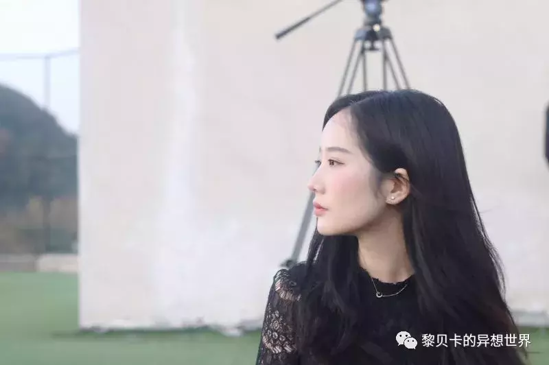 我看了上万篇口红投稿,发现这10支最显白!
