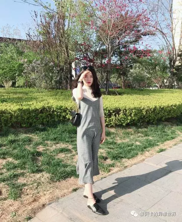 我看了上万篇口红投稿,发现这10支最显白!