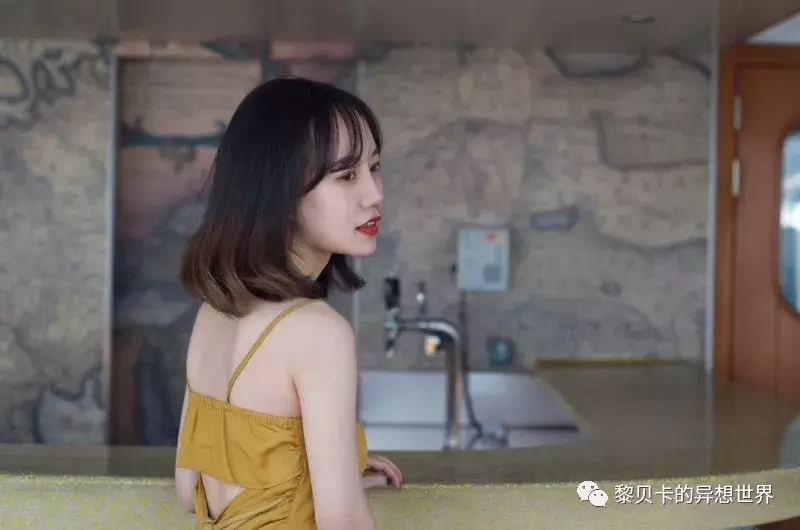 我看了上万篇口红投稿,发现这10支最显白!