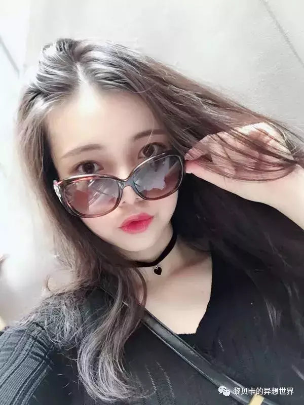 我看了上万篇口红投稿,发现这10支最显白!