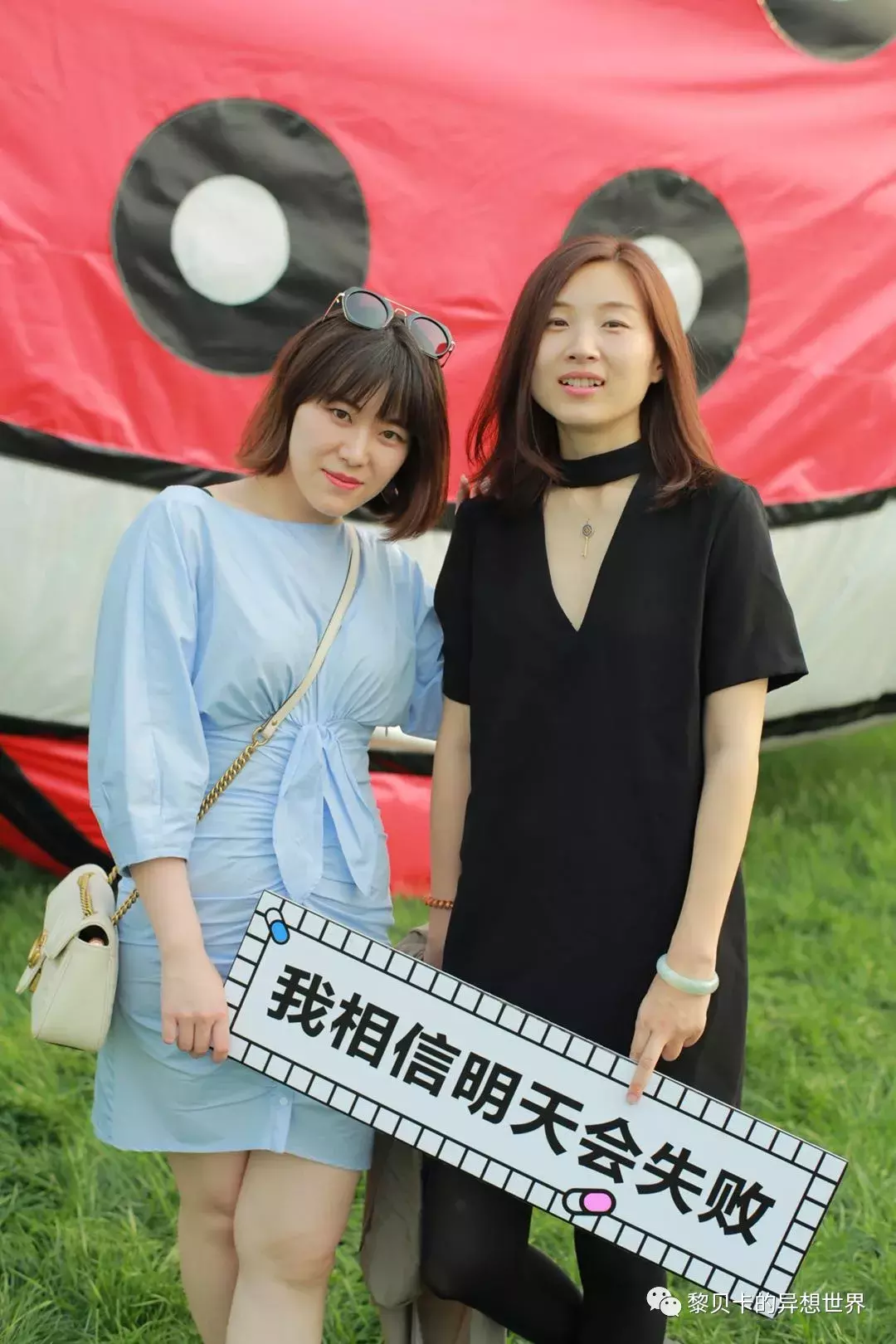 我看了上万篇口红投稿,发现这10支最显白!