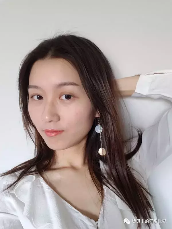 我看了上万篇口红投稿,发现这10支最显白!