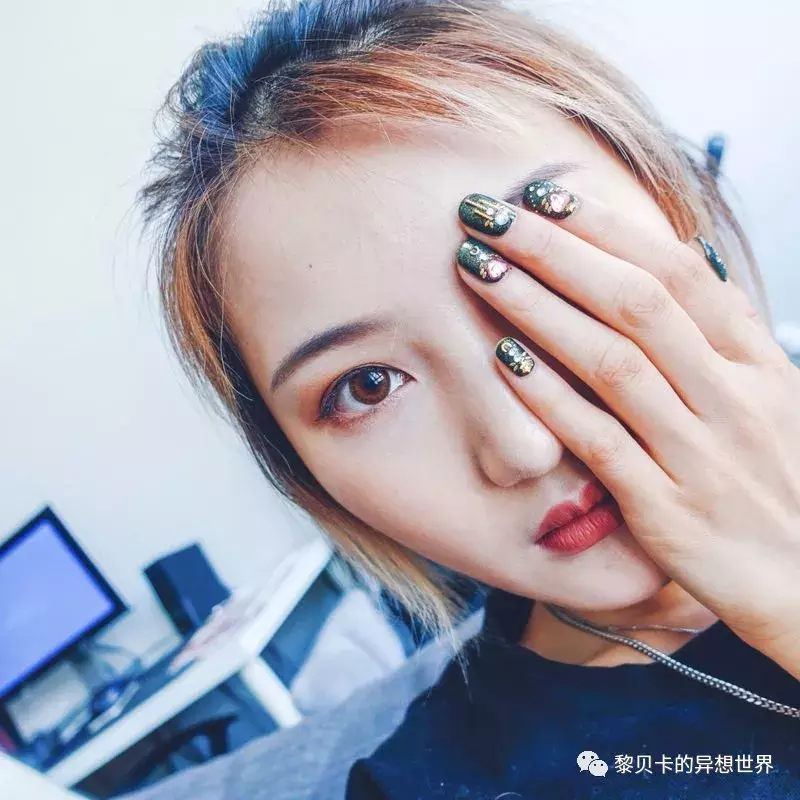 我看了上万篇口红投稿,发现这10支最显白!