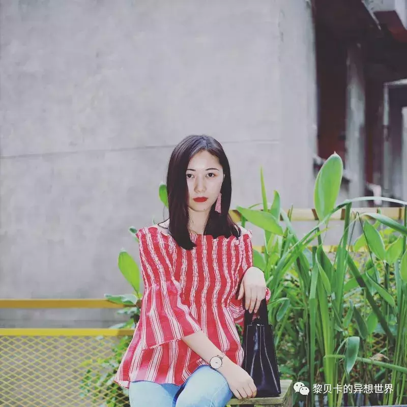 我看了上万篇口红投稿,发现这10支最显白!
