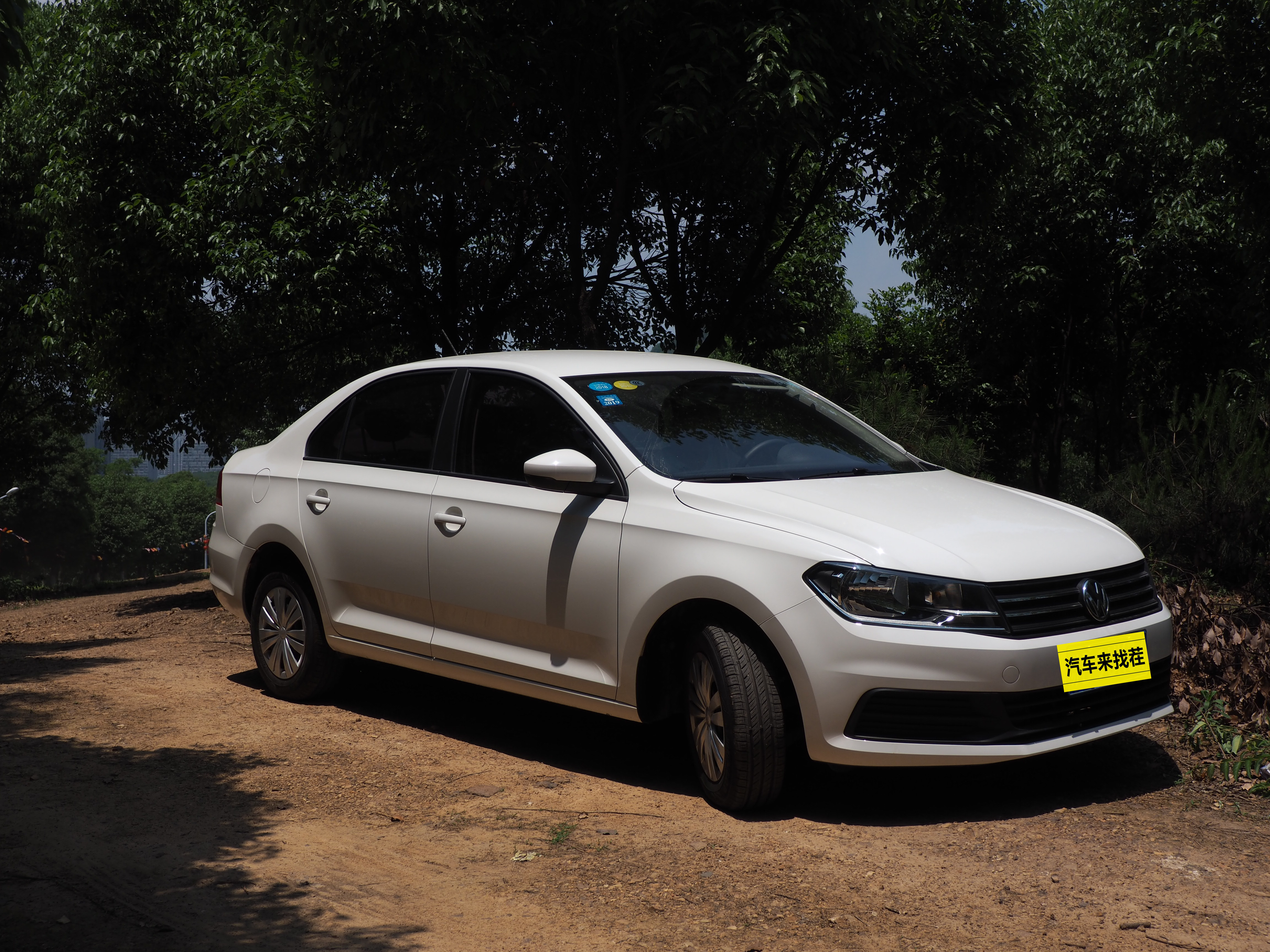 普桑空调压缩机多少钱(国服第一车黑试驾大众新桑塔纳) - 价格百科