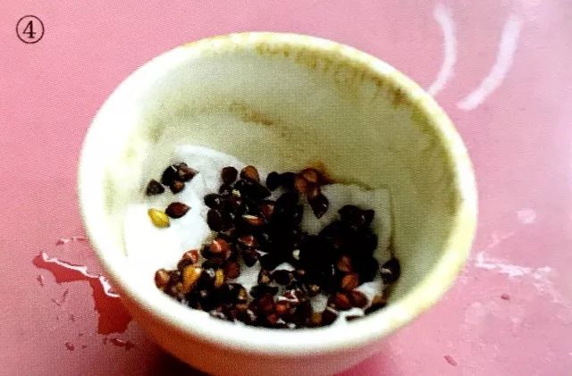抓一把荞麦，种一片荞麦豆芽，让你吃上不一样的豆芽菜！