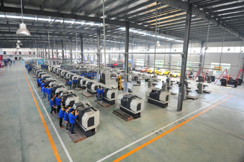 重庆机电职业技术学院坚持立德树人，培养兵工技师