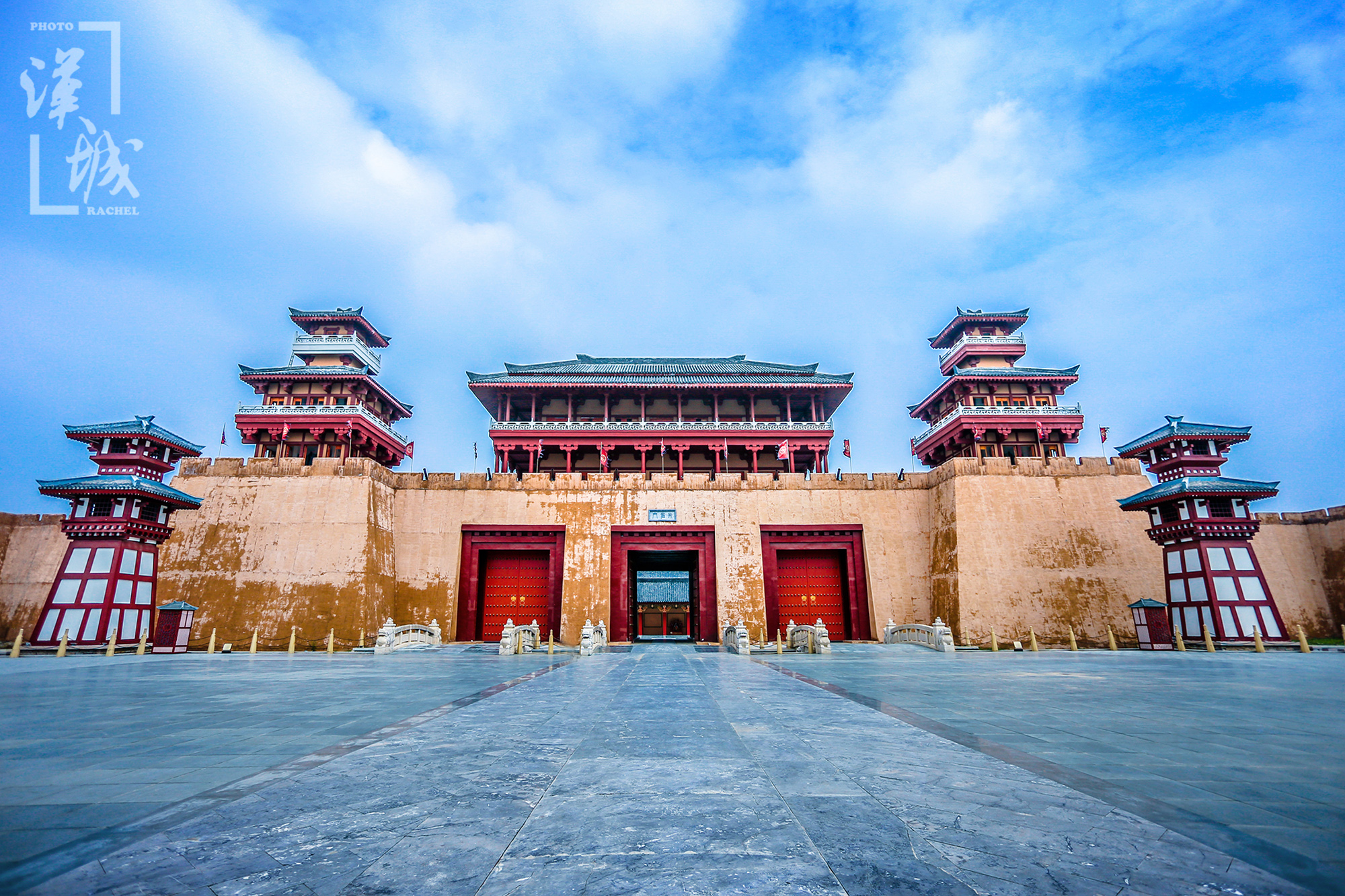 这座宫殿厉害了,犹如一篇梦回千年的盛世华章,一秒钟带你到汉朝