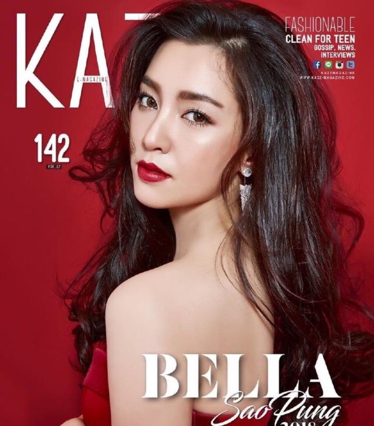 Bella在第10位泰国的小花上装饰了杂志的封面。