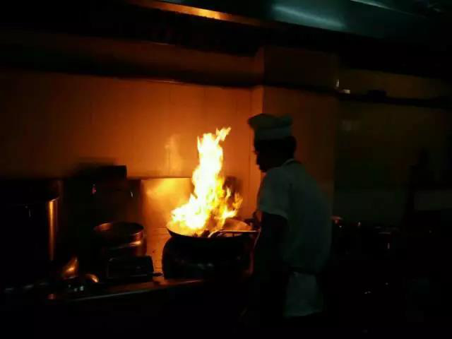 下一站：终点站——石油大学北门！下车请走好！