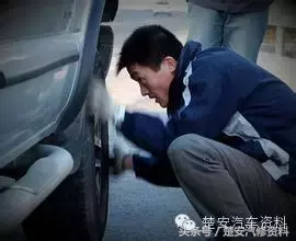 做汽修的爸爸每月要赚多少钱,妈妈才能不上班?