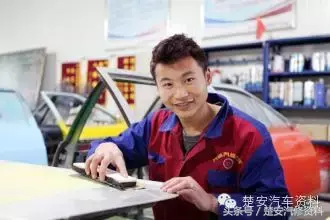 做汽修的爸爸每月要赚多少钱,妈妈才能不上班?