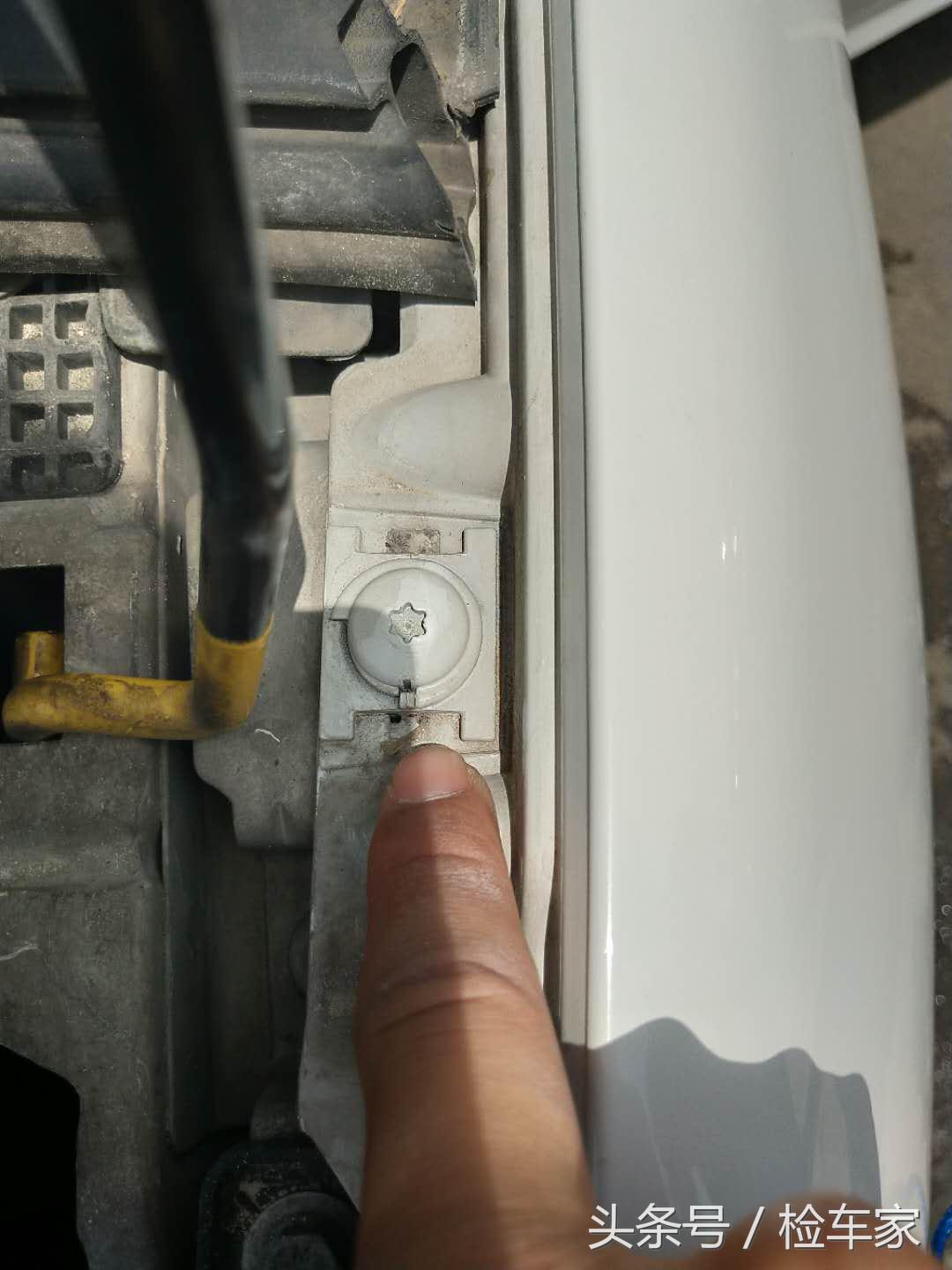 6万块买二手车7座进口旅行车，朋友：这车性价比无敌
