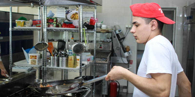 打工必看！工作时受伤怎么赔，公司赔多少？老板赔多少？