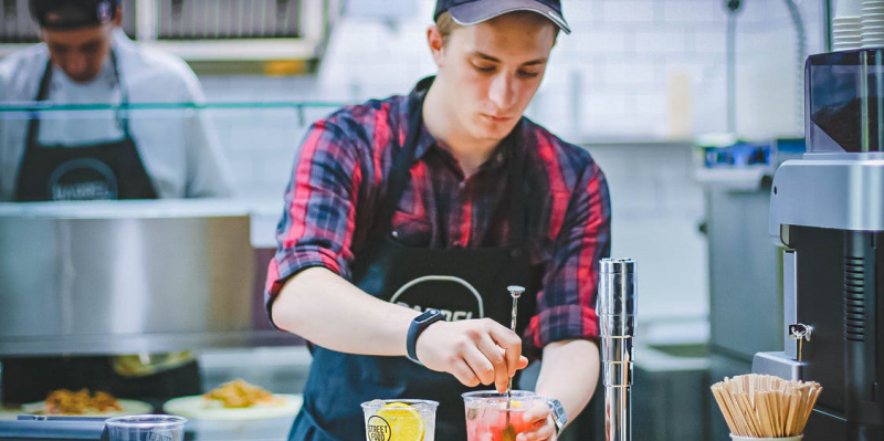 打工必看！工作时受伤怎么赔，公司赔多少？老板赔多少？