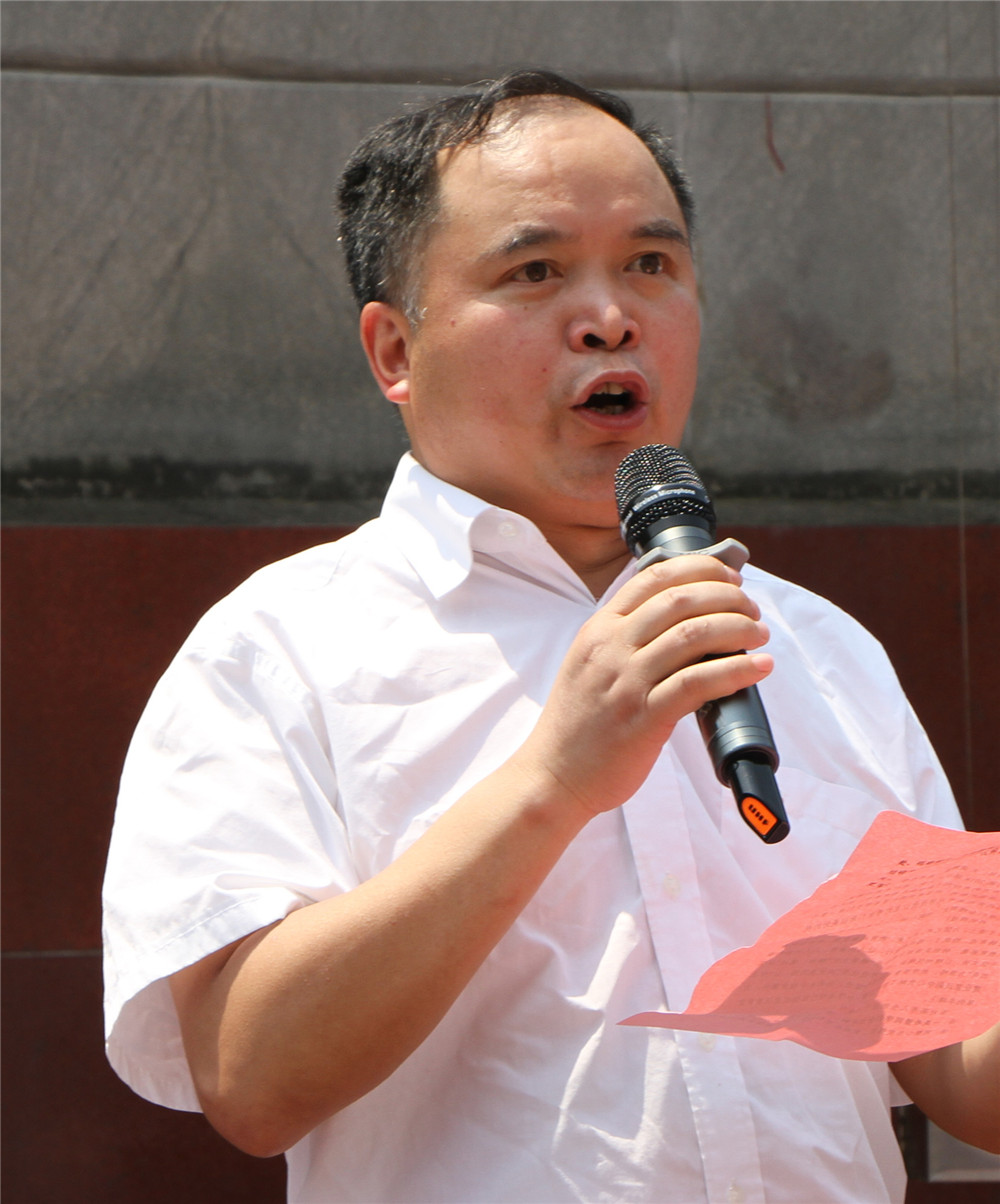 宣汉县南坝中学：千名“精英”赴考 万名群众壮行