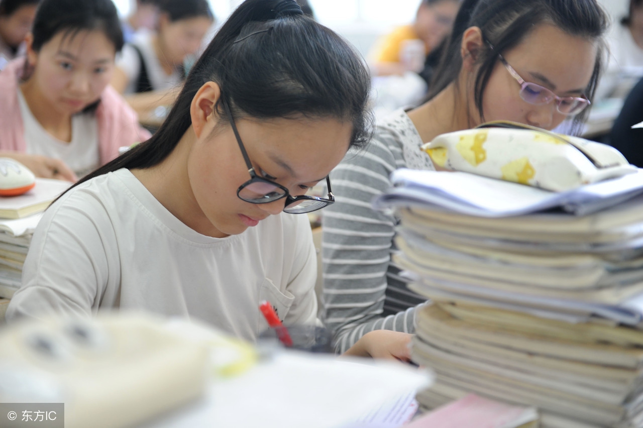 盘点过去8年的全国高考作文题，以我笔写我心，作文满分不是梦！