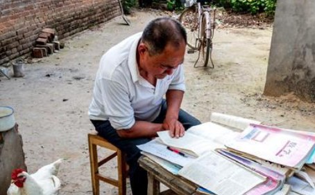 河南滑县一名69岁的老人，再战高考，原因既然是？