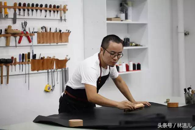 质量碾压Prada，美貌不输Chanel，这几个包包品牌让国货扬眉吐气