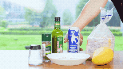 如何在上班期间，正大光明地偷喝啤酒？