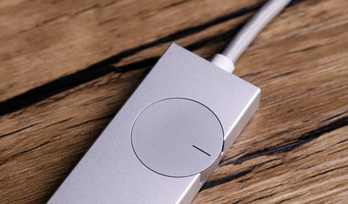 华为率先出现"数字耳放"帮助手机缓解"听个响"的现状