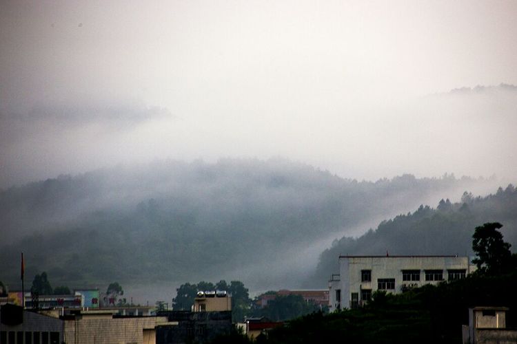 醉美西江晨景