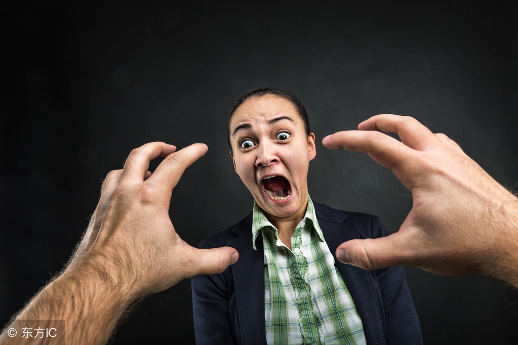 在十二生肖里面,有些生肖从小怕惹是非,即使看到别人做什么坏事情,也