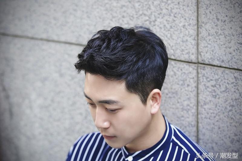 韩系纹理发型男生图片