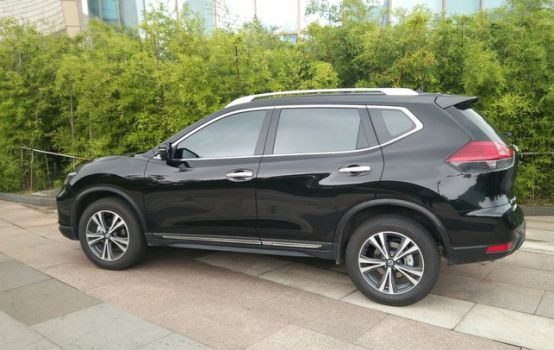 日产确实强！奇骏降价1.8万，比RAV4划算，2.0L仅16万