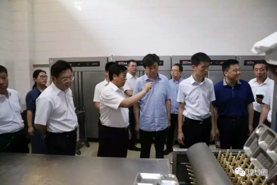 运城中学理想分校在理想学校正式挂牌成立！今年9月1日正式开学！