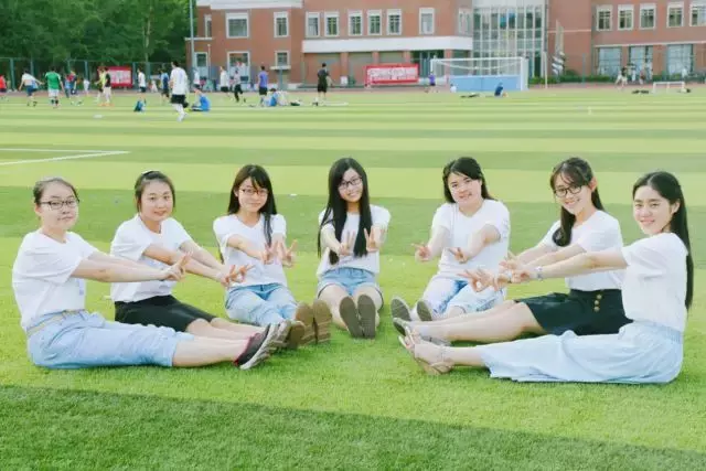 北师大有个学霸女神宿舍：7人集体保研！四年奖学金14万！