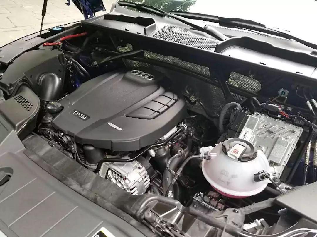 穿了“L”码的奥迪Q5L 重新定义高档中型SUV