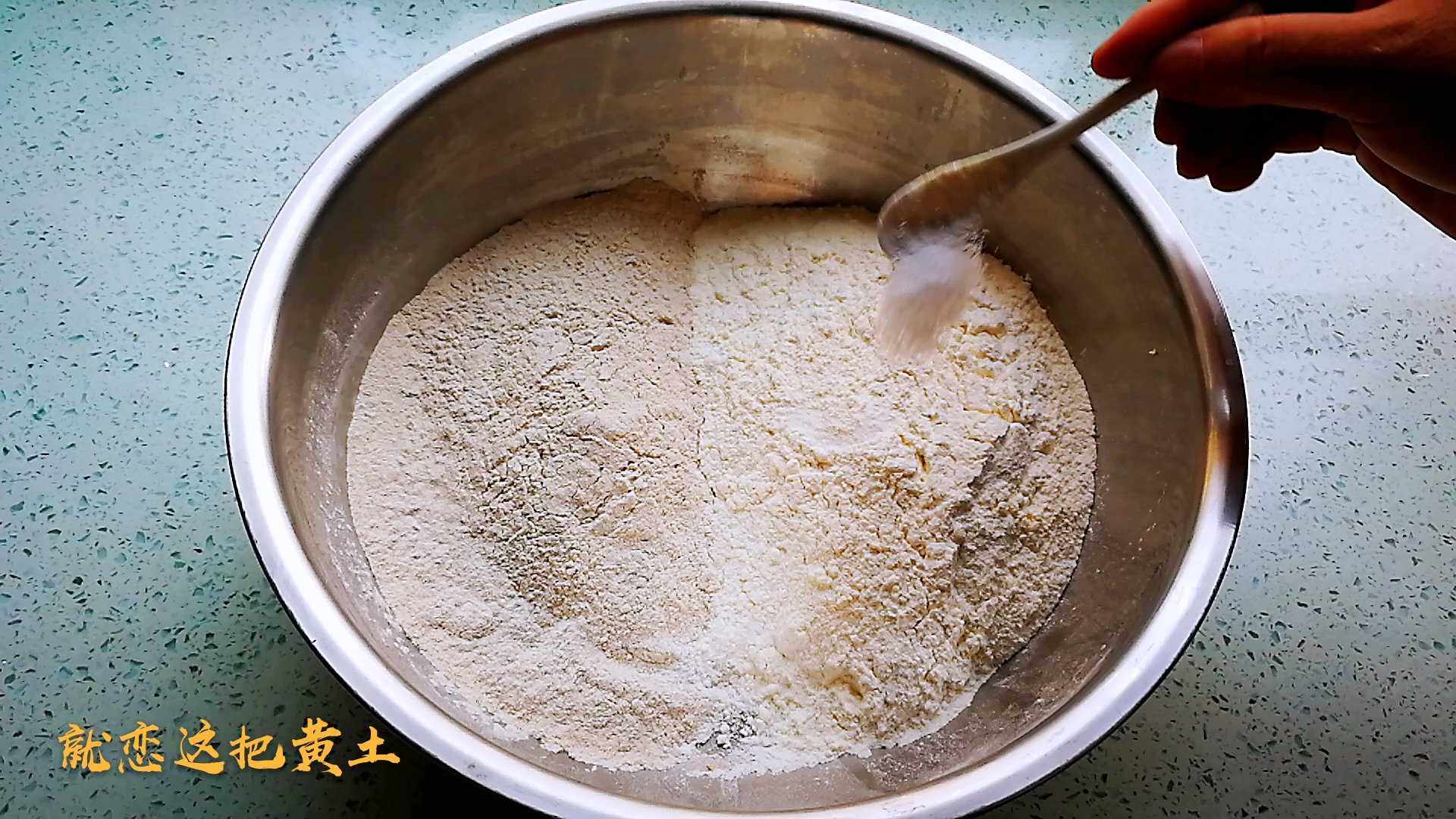 荞麦饸饹面怎样制作不断条？原来和面时需要加这几样东西，快收藏