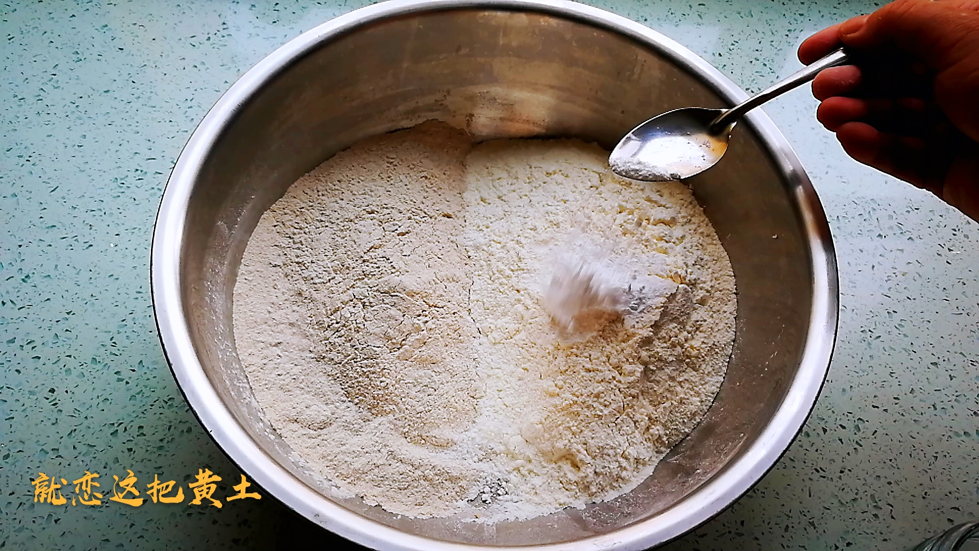 荞麦饸饹面怎样制作不断条？原来和面时需要加这几样东西，快收藏