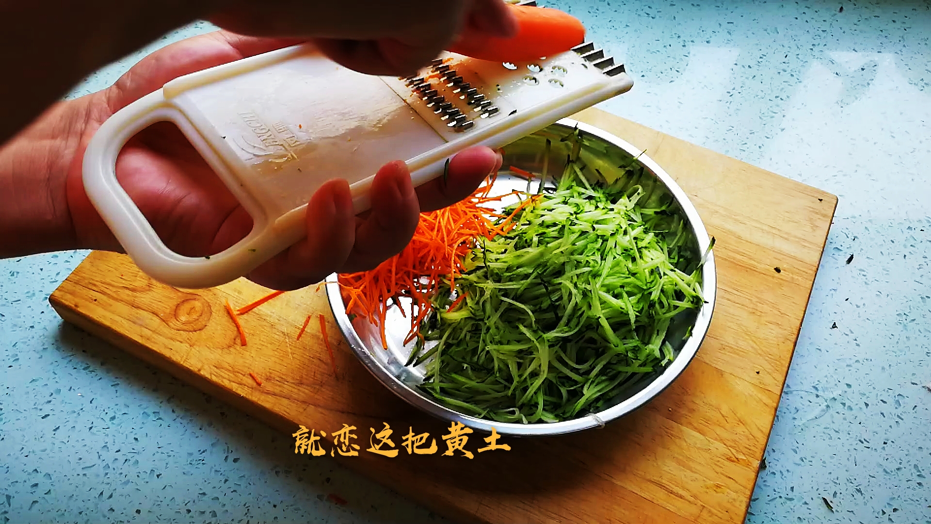 荞麦饸饹面怎样制作不断条？原来和面时需要加这几样东西，快收藏