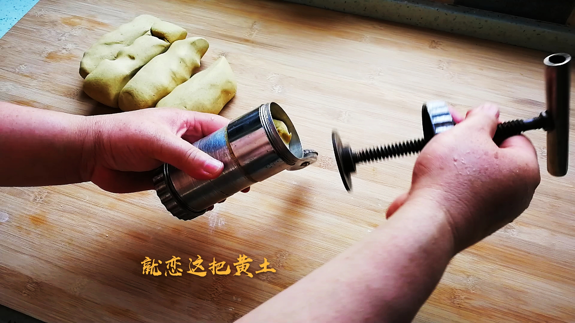 荞麦饸饹面怎样制作不断条？原来和面时需要加这几样东西，快收藏