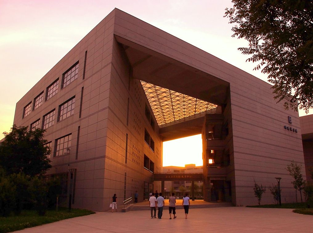 长安大学女教授两分钟解读土木工程专业！