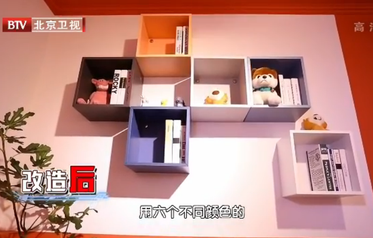 一家三口挤25㎡小单间，毫无隐私，丈夫6年无法上床