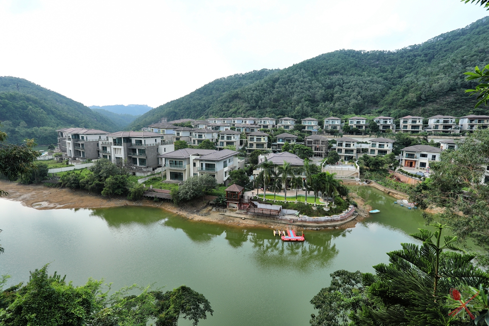 累了就停下来看风景，陪孩子坐看云起静待花落