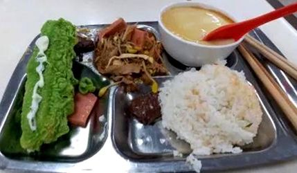 天堂就是丽娃河——华东师范大学