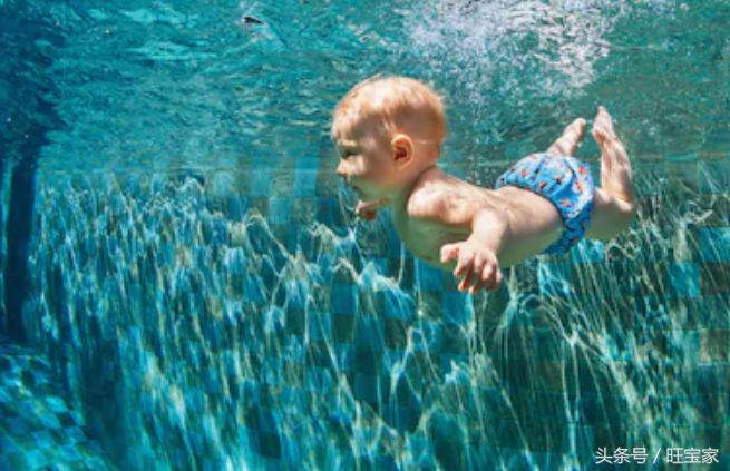 宝宝游泳，到底该不该学？什么时候学？怎么学？