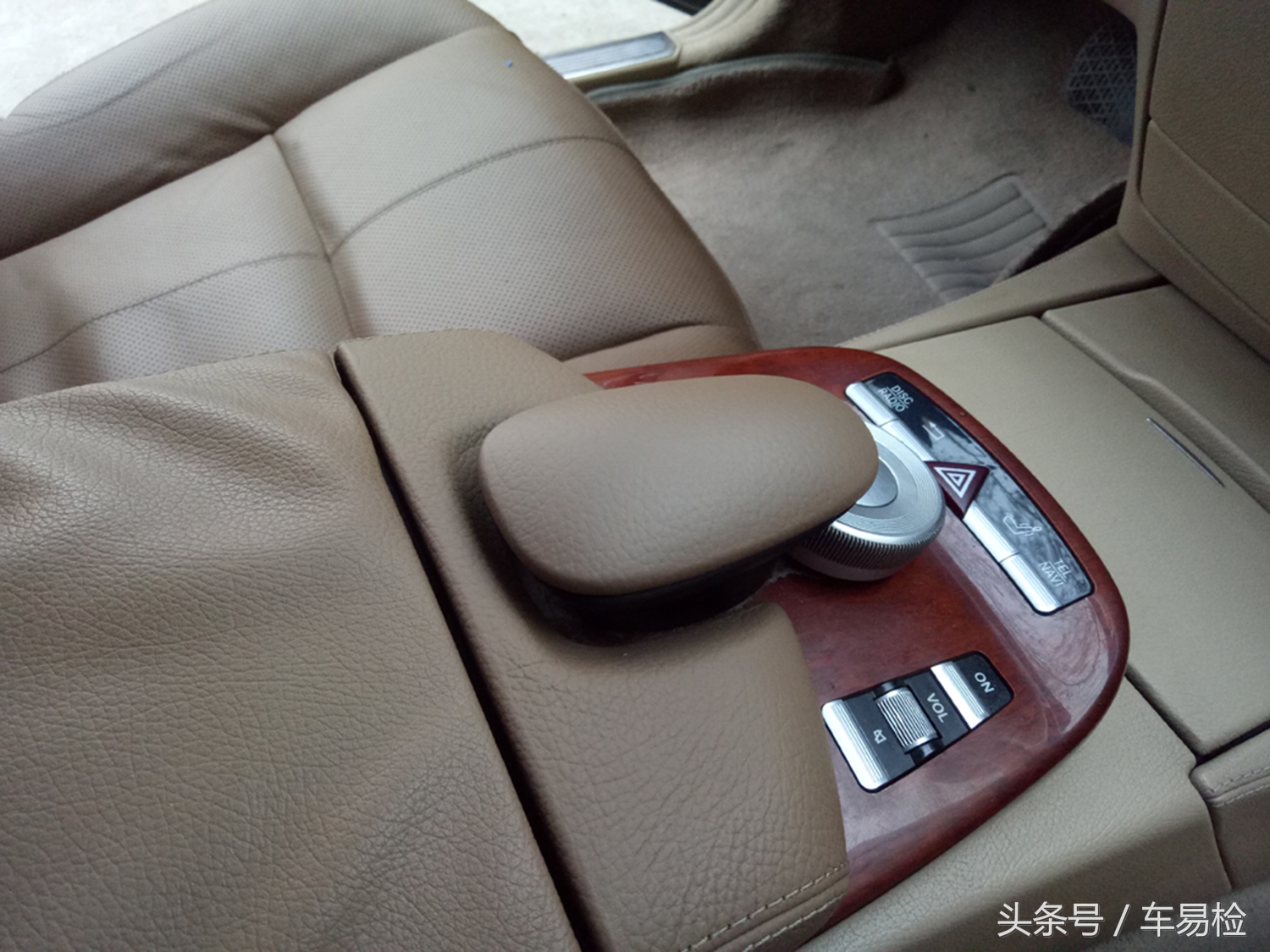 「这还是不是一台车啊」54万公里的奔驰s350翻新前后对比(w221)