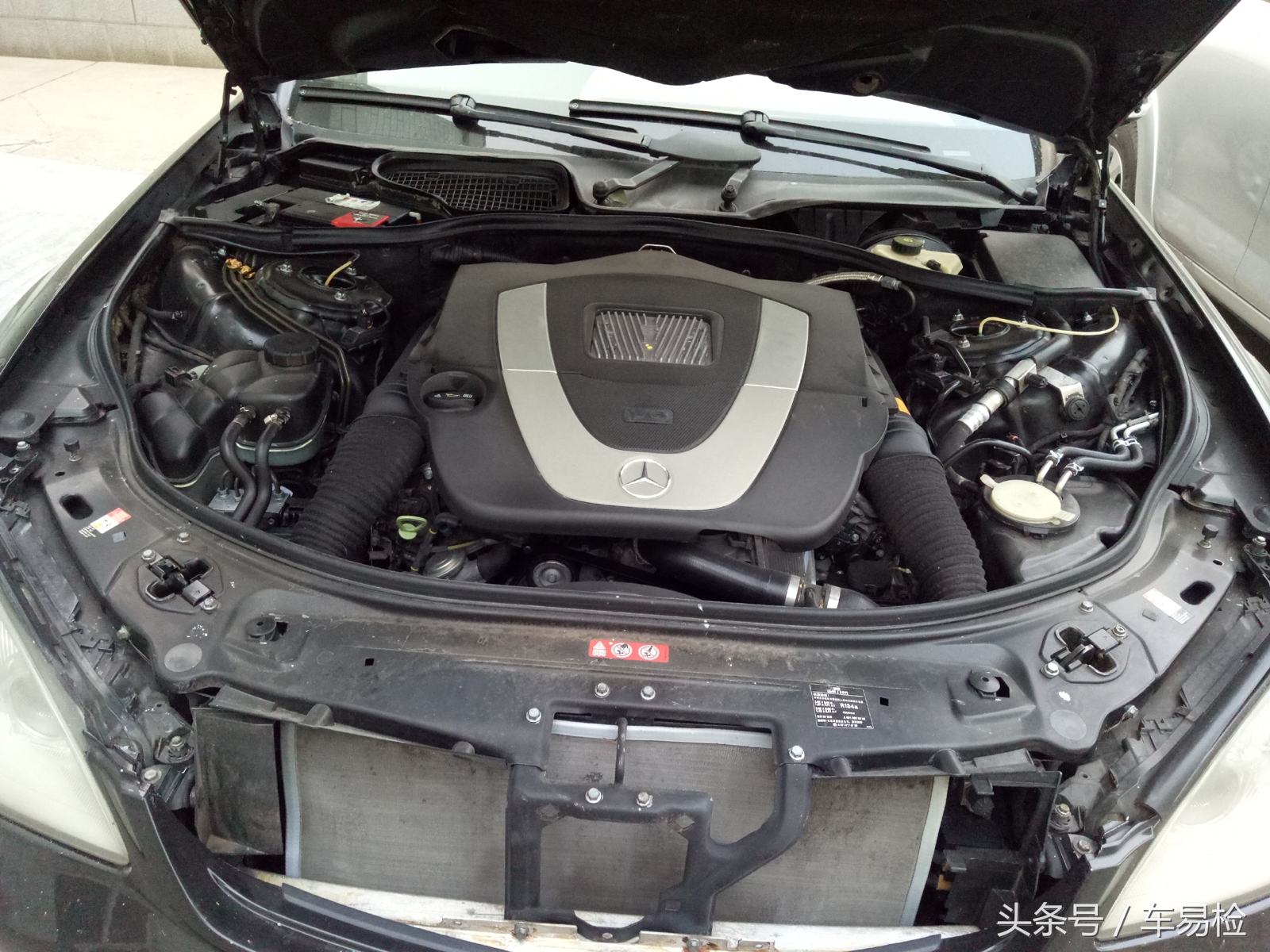 「这还是不是一台车啊」54万公里的奔驰s350翻新前后对比(w221)