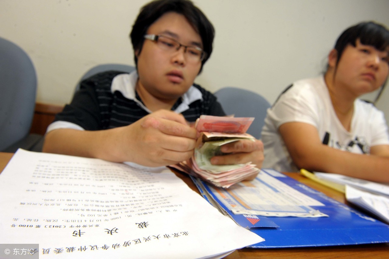 对于不买社保的公司，可以以此为由解除合同并要求经济补偿金！
