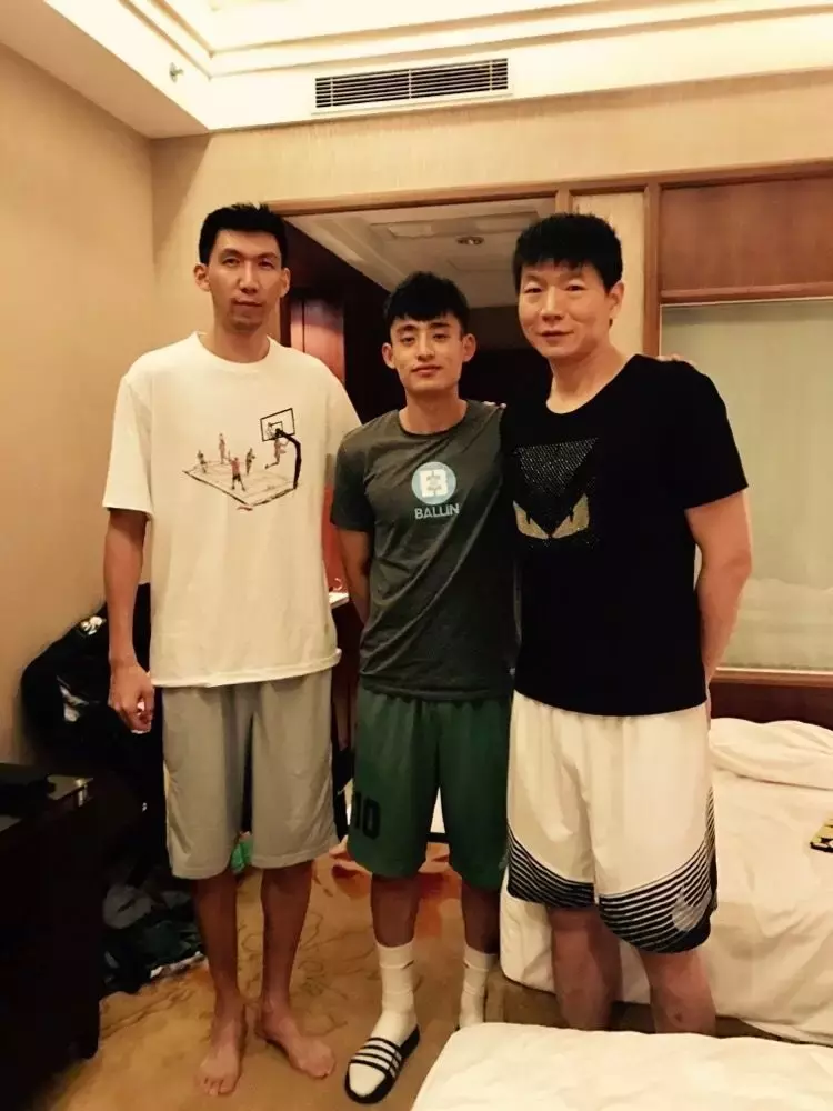 为什么会去参加cba选秀(CBA选秀仅5人报名，真正原因并不是你想象的那么简单)