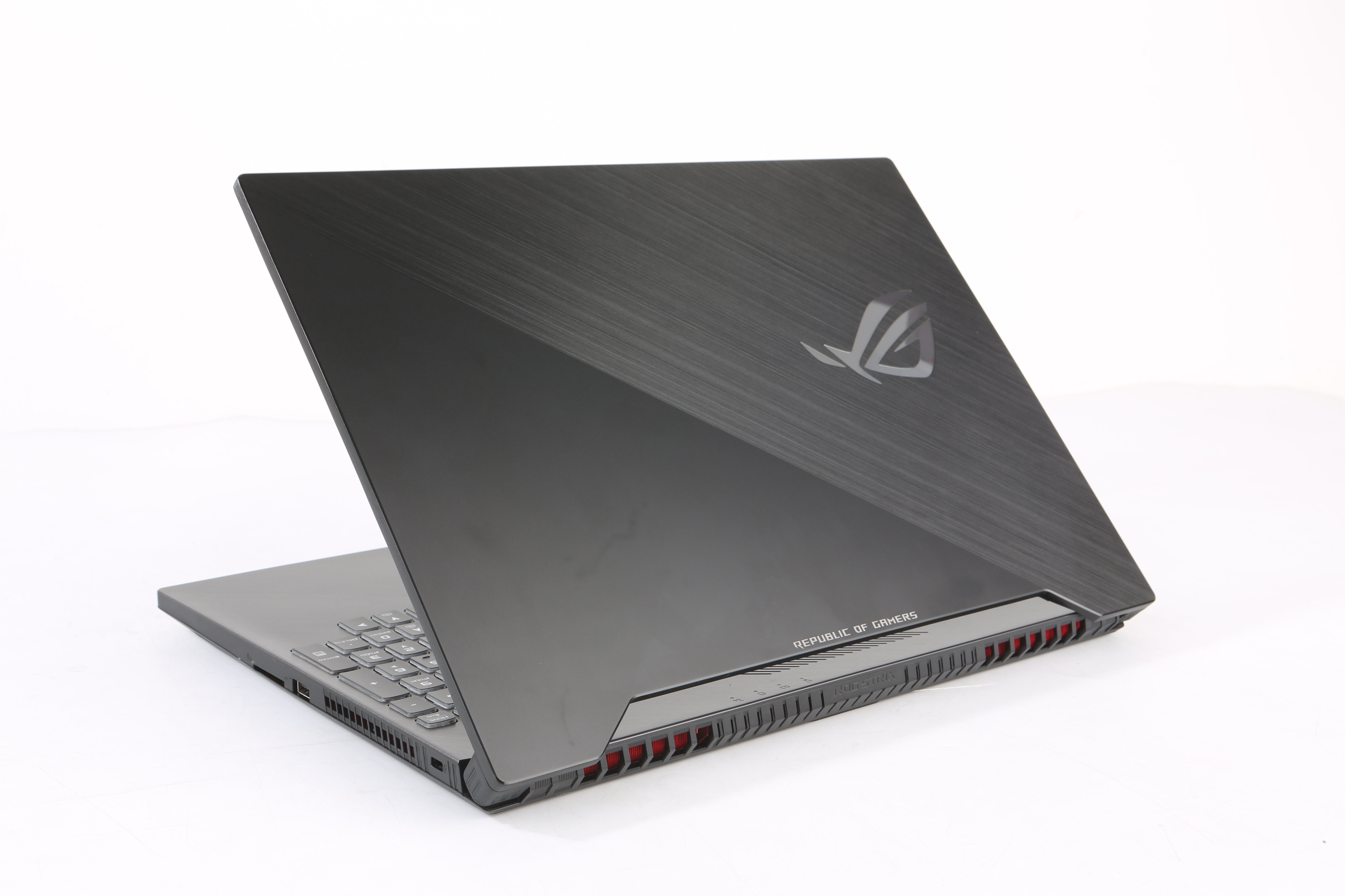 玩家国度魔霸3plus评测_rog魔霸2-上犹电脑信息网